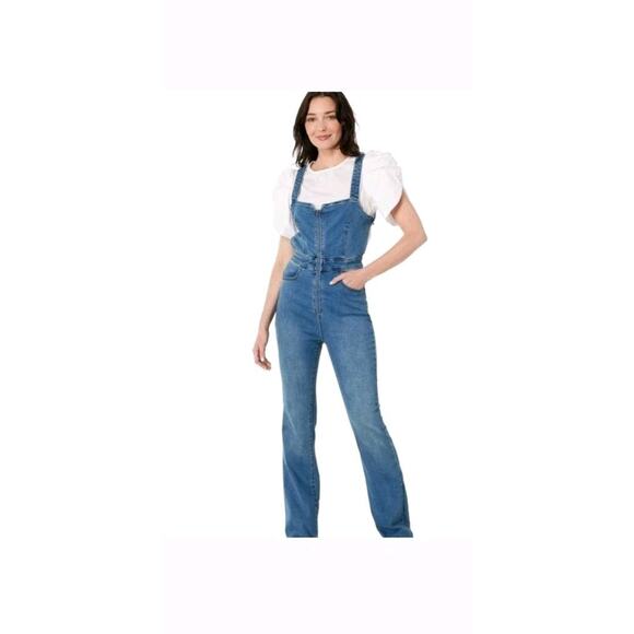 Free People Pants - We the Free BLUE Women's Curvy Bootcut 2nd Ave One-Piece Jumpsuit Size 6 Raw Hem